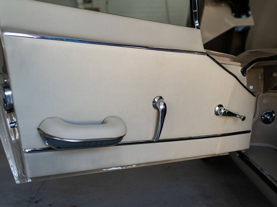 Bild 4/102 von Jaguar E-Type 4.2 (1966)