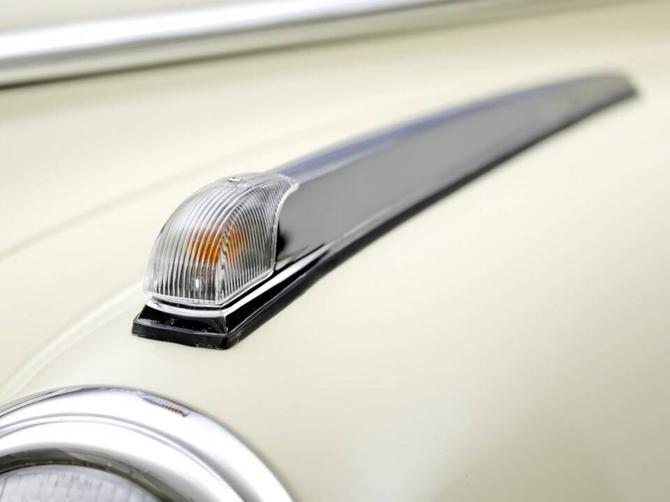 Bild 24/27 von Mercedes-Benz 300 b Cabriolet D (1955)