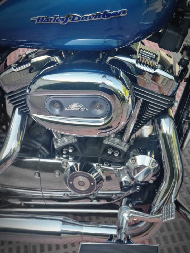 Afbeelding 5/6 van Harley-Davidson XL 1200 C Sportster Custom (2005)