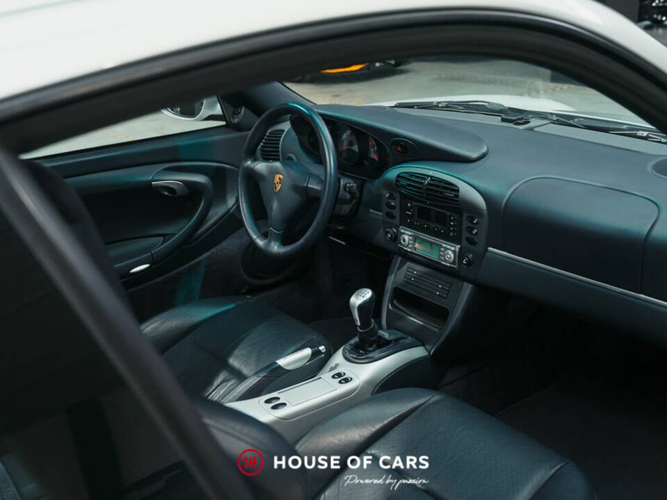 Bild 16/23 von Porsche 911 Carrera (1998)