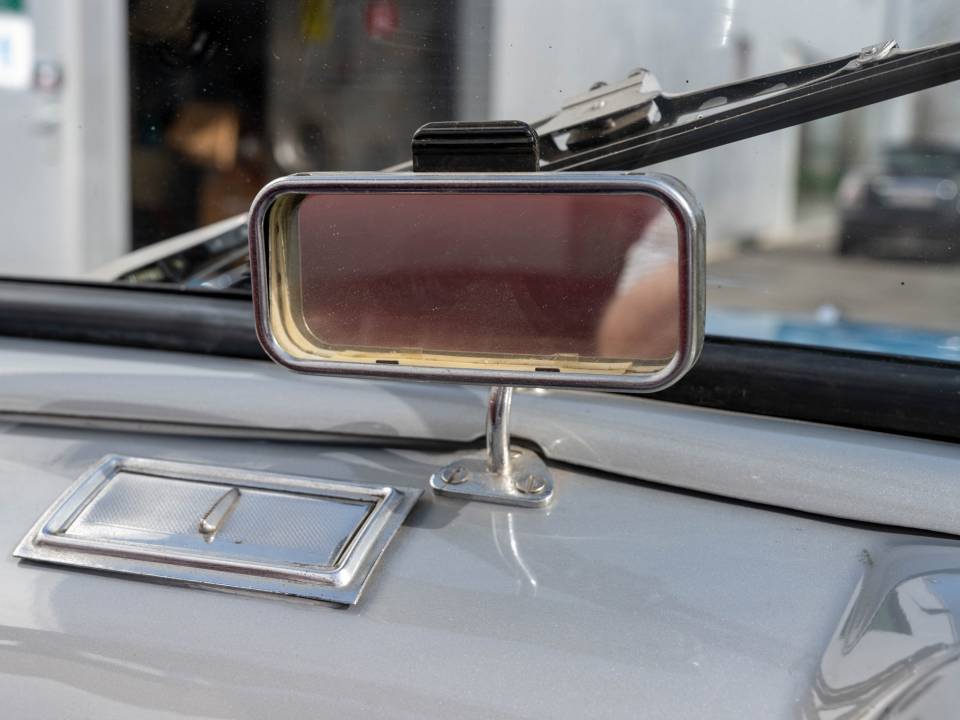 Image 32/50 of Pegaso Z-102 (1955)