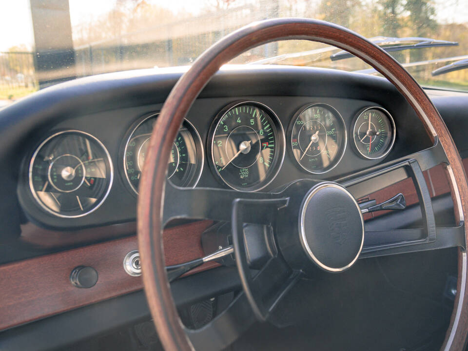 Image 24/49 of Porsche 911 2.0 (1964)