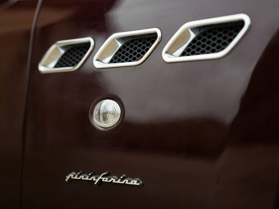 Image 20/50 of Maserati GranTurismo 4.2 (2009)