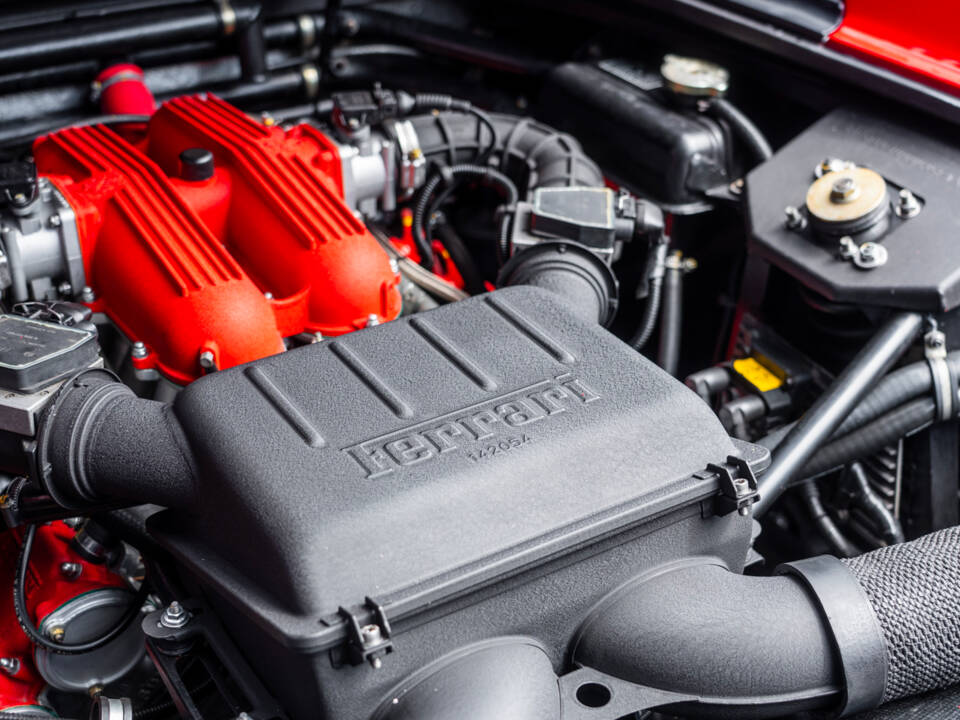 Bild 28/56 von Ferrari 348 TB (1992)