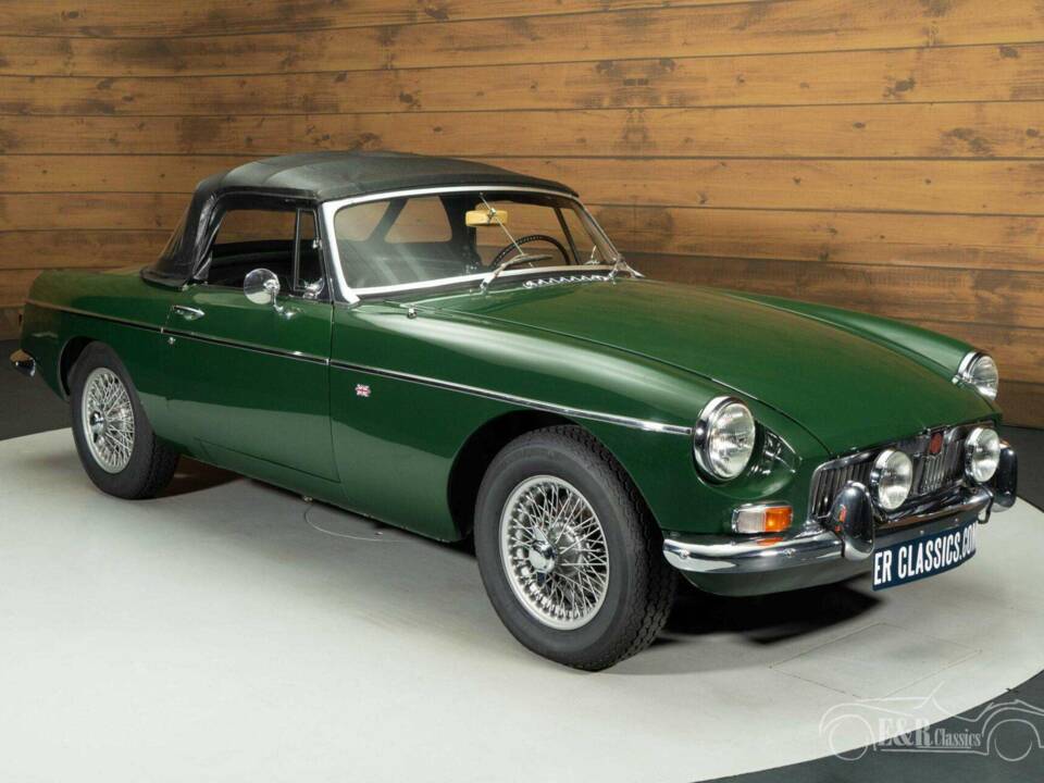 Image 2/19 de MG MGB (1966)