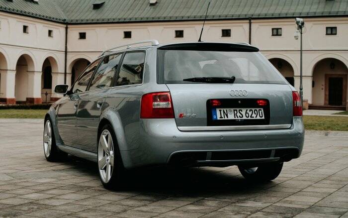 Image 5/5 of Audi RS6 Avant (2002)