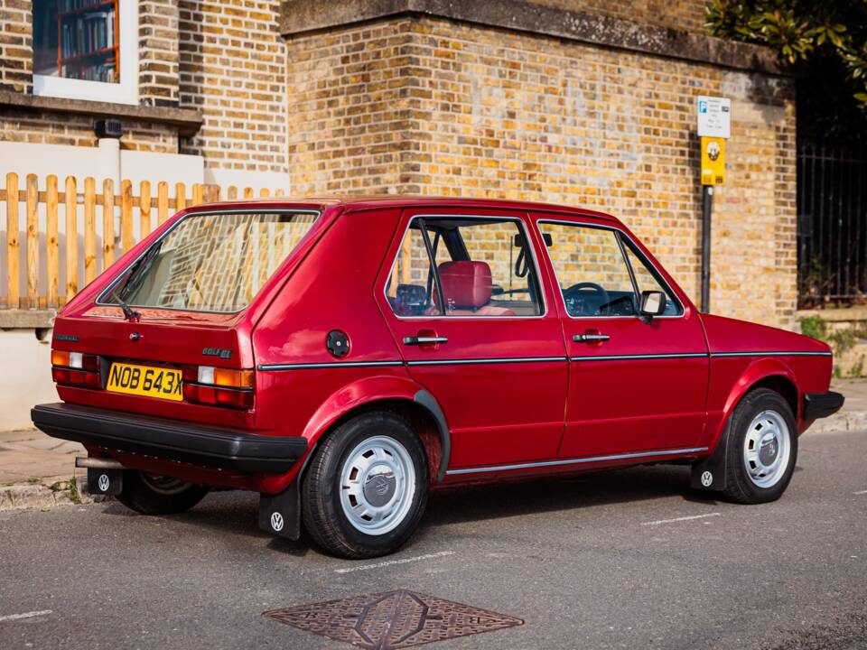 Immagine 3/50 di Volkswagen Golf I GL (1982)