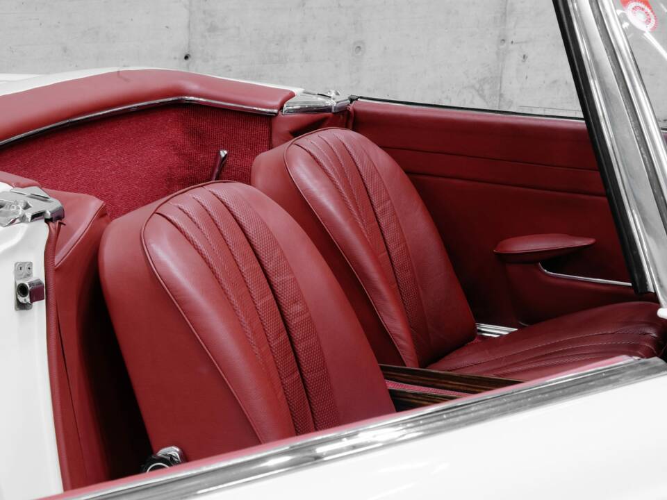 Immagine 29/40 di Mercedes-Benz 230 SL (1966)