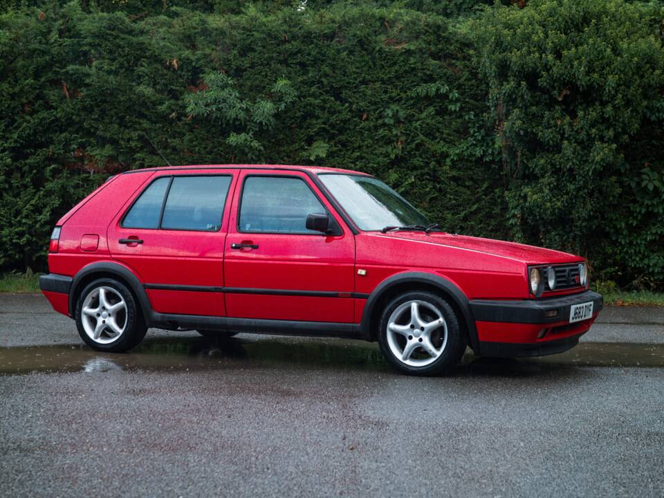 Image 50/50 de Volkswagen Golf III GTI 2.0 (1992)