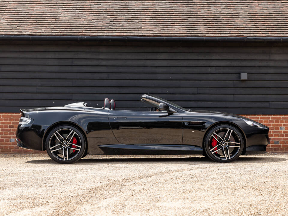 Bild 2/66 von Aston Martin DB 9 GT Volante (2016)