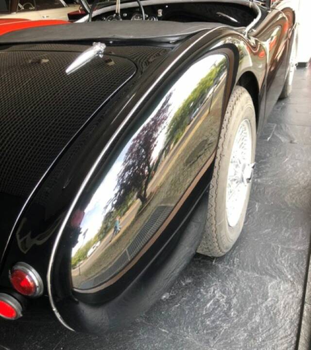 Image 9/30 of Austin-Healey 100&#x2F;4 (BN1) (1954)