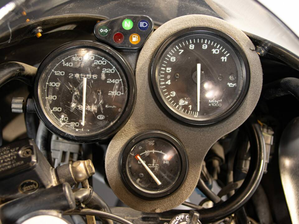 Immagine 18/50 di Ducati 750 SS i.e. (2001)
