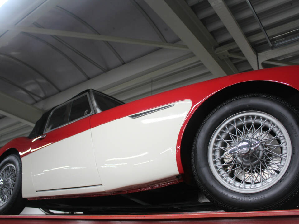 Image 8/50 of Austin-Healey 3000 Mk I (BT7) (1961)