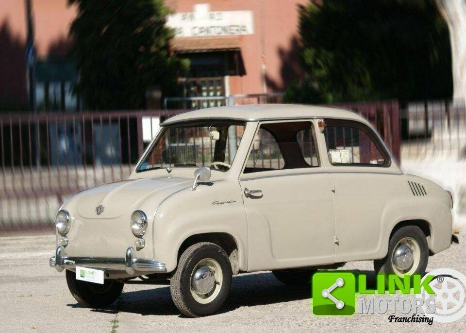 Image 2/10 of Glas Goggomobil T 300 (1958)