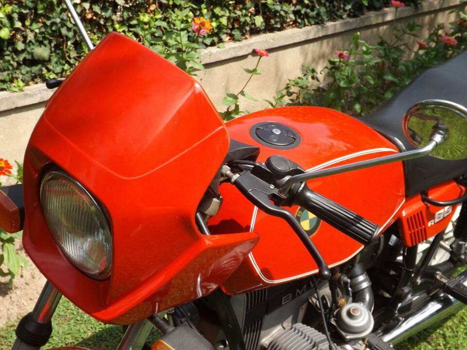 Image 8/20 of BMW R 65 LS (1981)