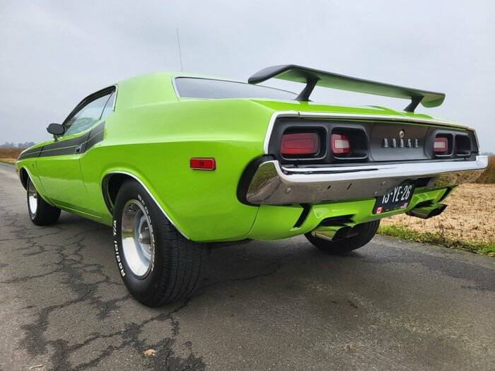 Image 7/7 de Dodge Challenger R&#x2F;T (1974)