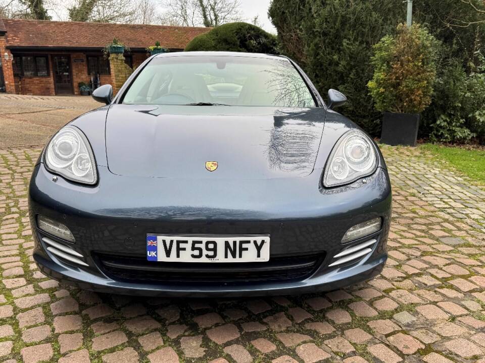 Bild 10/36 von Porsche Panamera 4S (2009)
