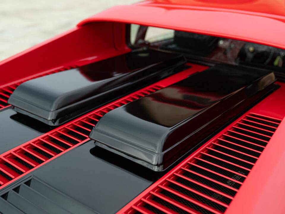 Image 13/50 of Ferrari 512 BBi (1982)