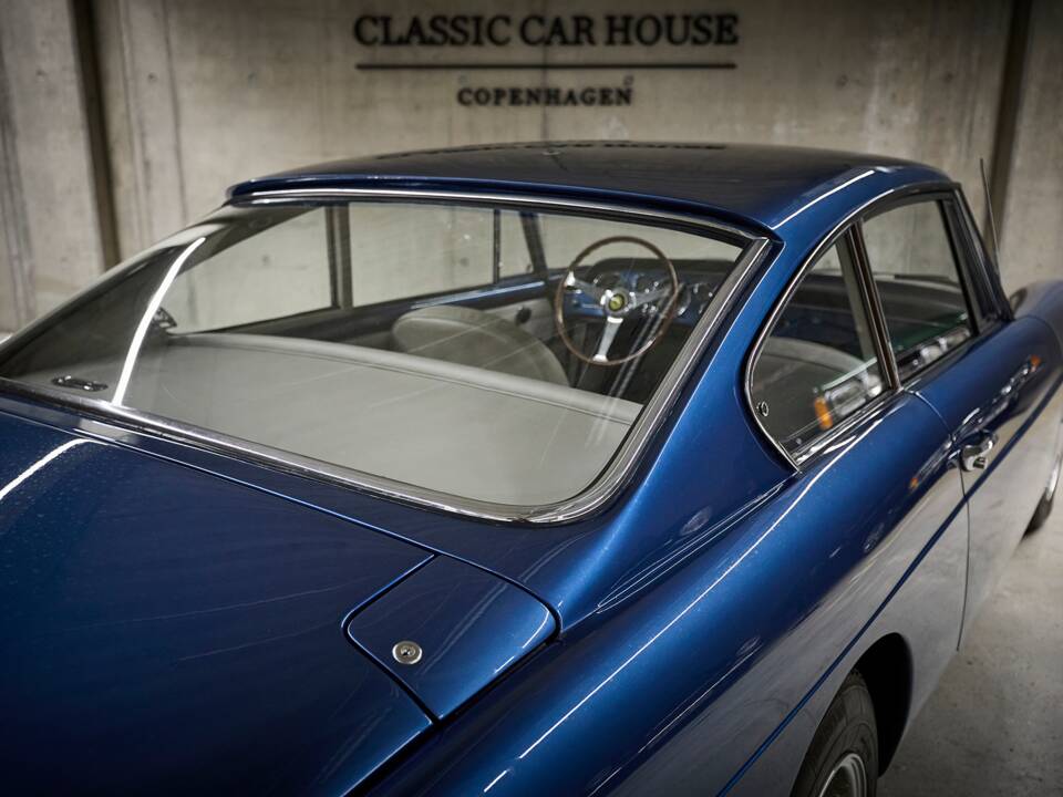 Imagen 55/100 de Ferrari 250 GT 2+2 (1963)