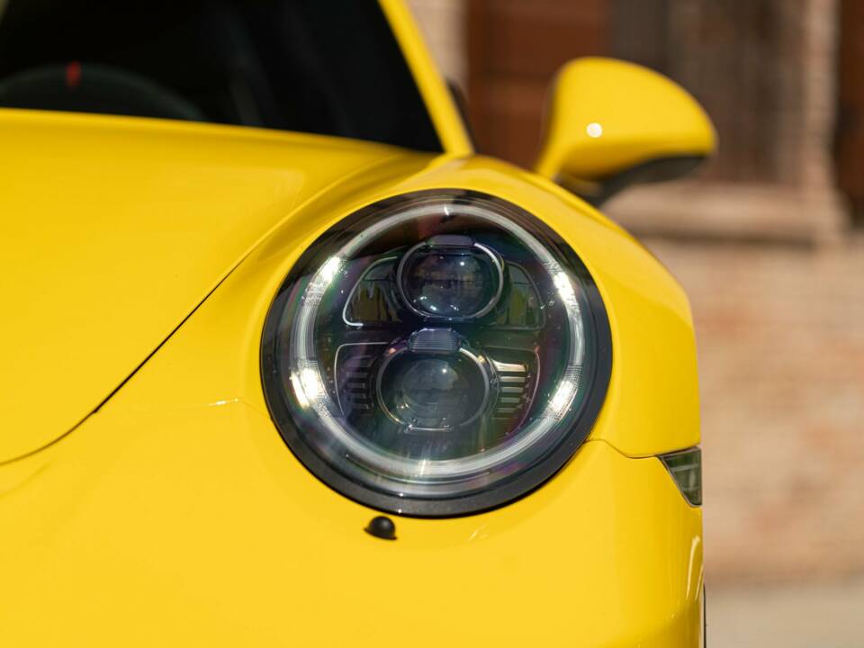 Bild 29/50 von Porsche 911 GT3 (2017)