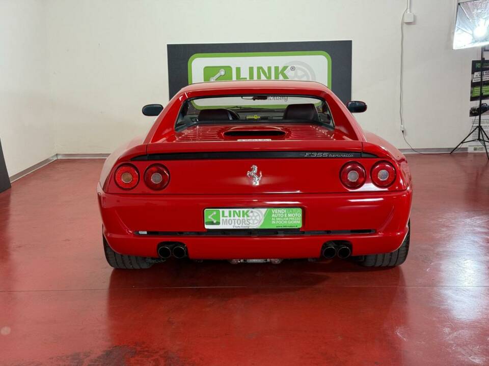 Bild 5/50 von Ferrari F 355 Berlinetta (1997)