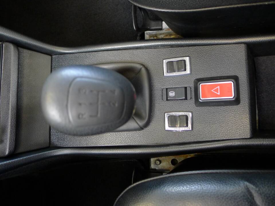 Image 13/44 of Mercedes-Benz 280 (1978)