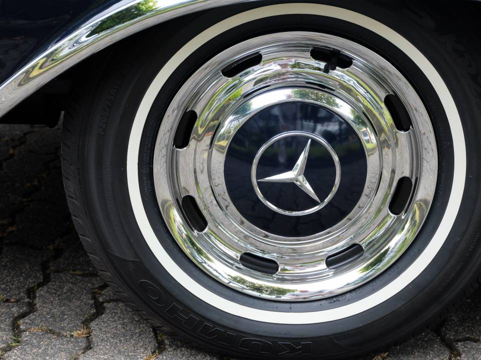 Afbeelding 37/66 van Mercedes-Benz 300 SE (1965)
