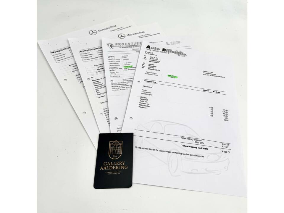 Immagine 10/50 di Mercedes-Benz 300 CE-24 3.4 AMG (1993)