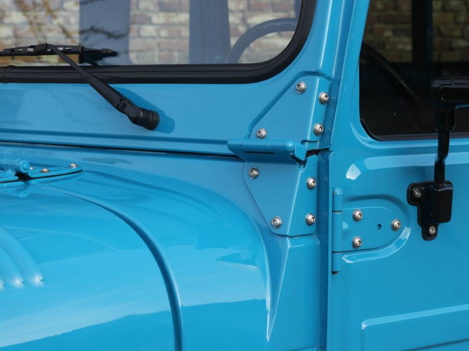 Bild 37/50 von Toyota Land Cruiser BJ 45 (1982)