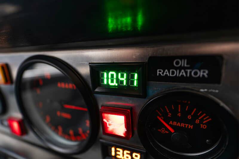 Bild 27/50 von Lancia Delta HF Integrale (1988)