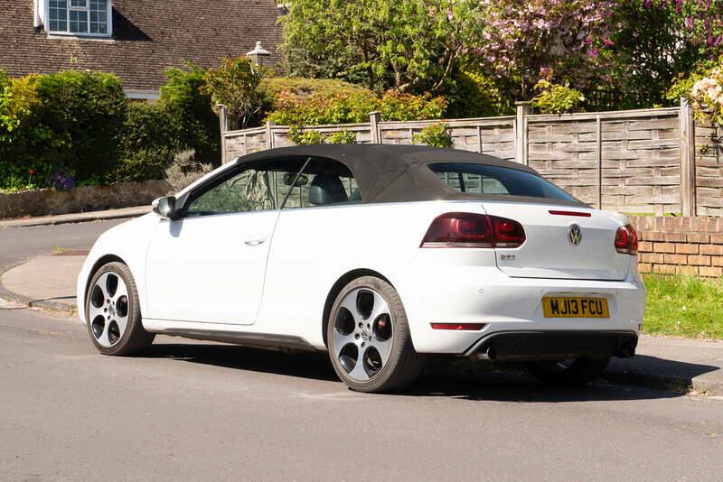 Bild 28/50 von Volkswagen Golf VI GTI (2013)