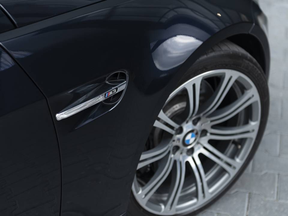 Image 9/50 of BMW M3 (2010)
