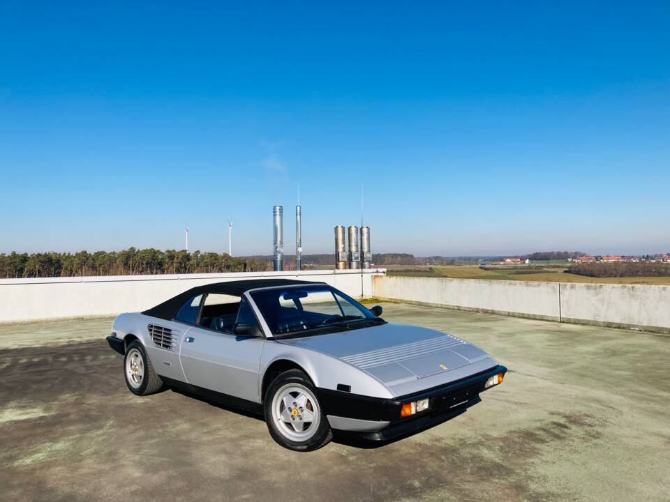 Image 1/13 of Ferrari Mondial Quattrovalvole (1985)