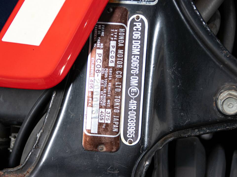 Bild 24/37 von Honda DUMMY (1982)