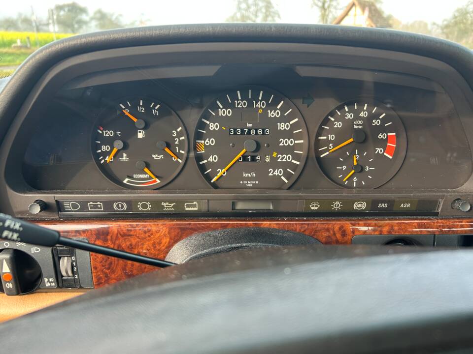 Bild 7/28 von Mercedes-Benz 500 SE (1990)