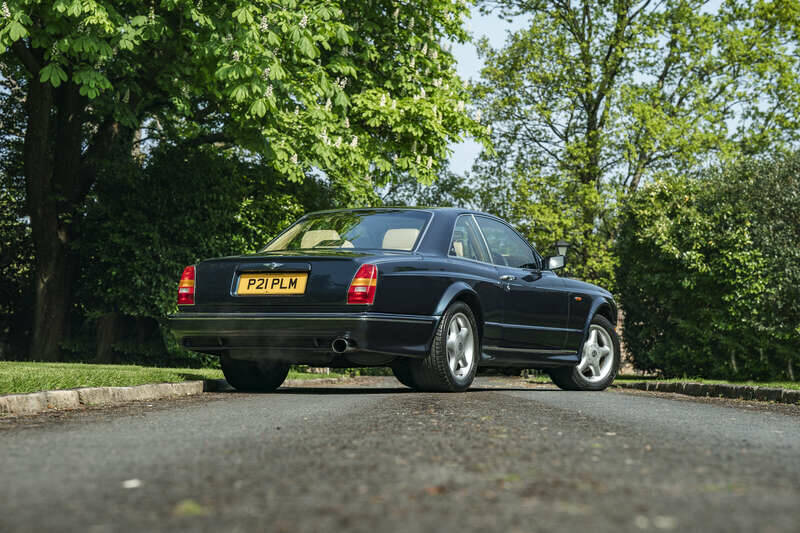 Image 10/50 de Bentley Continental T (1997)