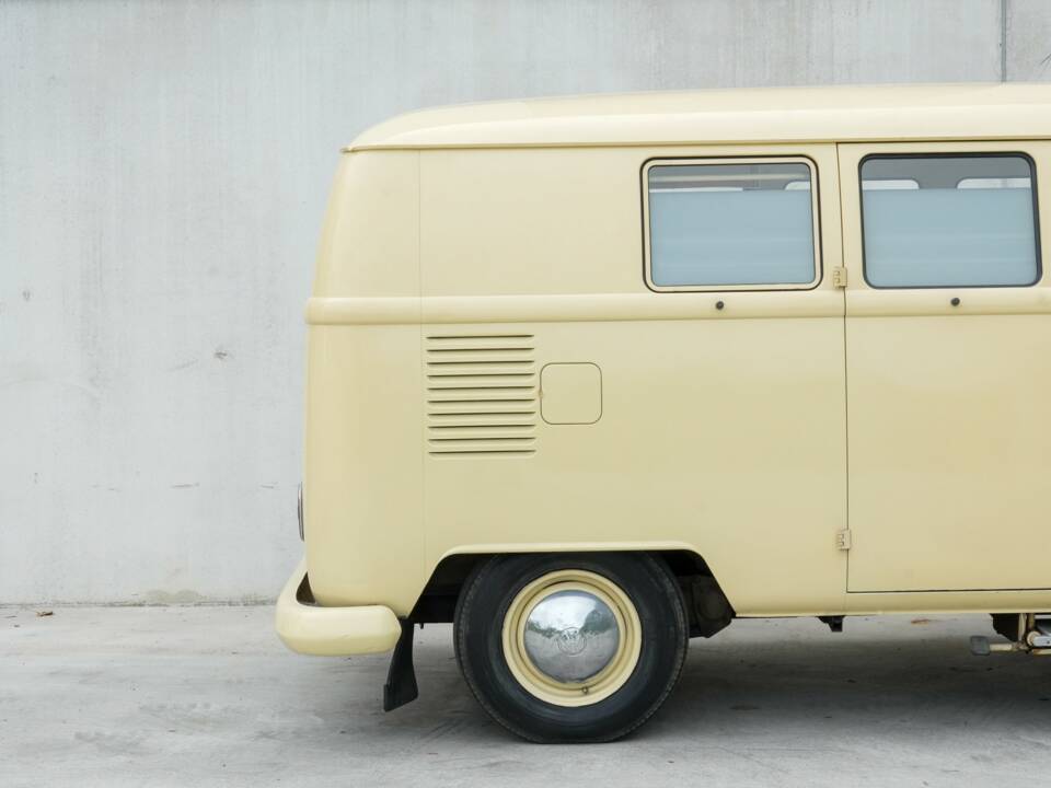 Bild 7/37 von Volkswagen T1 Kastenwagen (1966)
