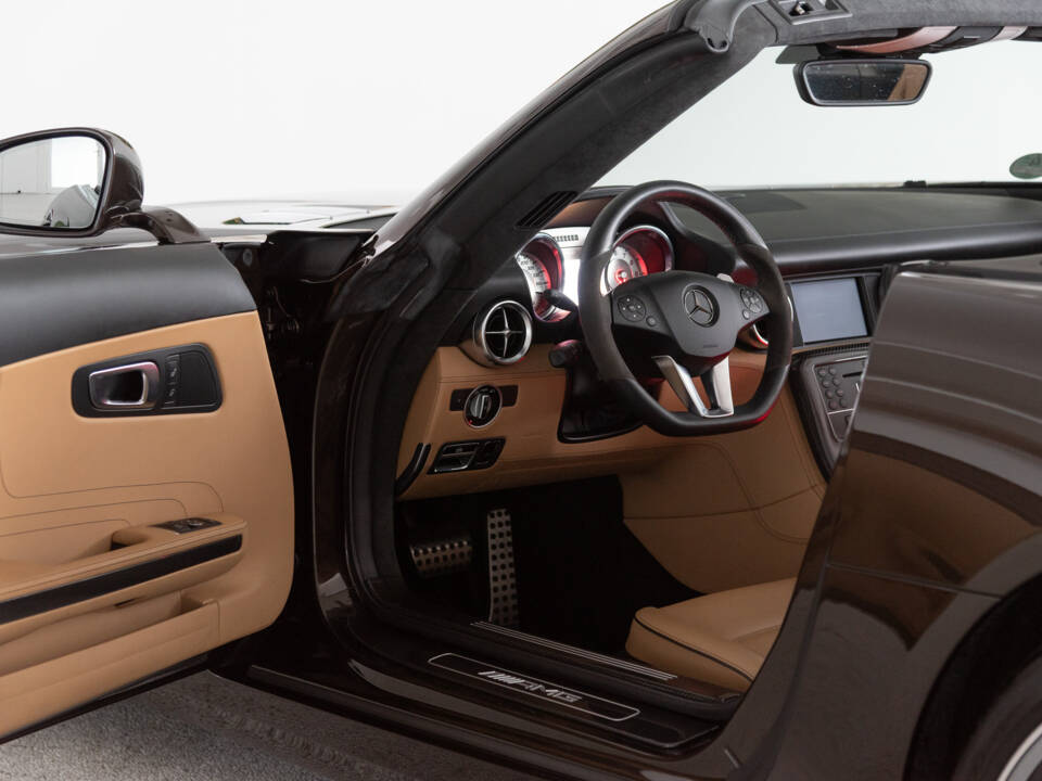 Imagen 34/59 de Mercedes-Benz SLS AMG Roadster (2012)