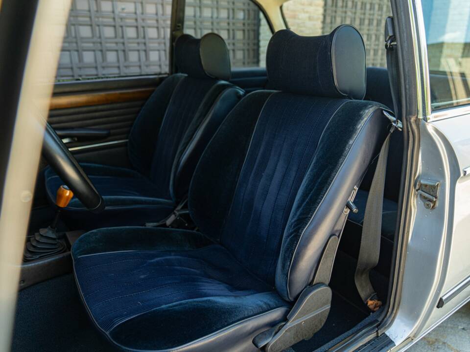 Image 26/50 of BMW 2002 tii (1975)