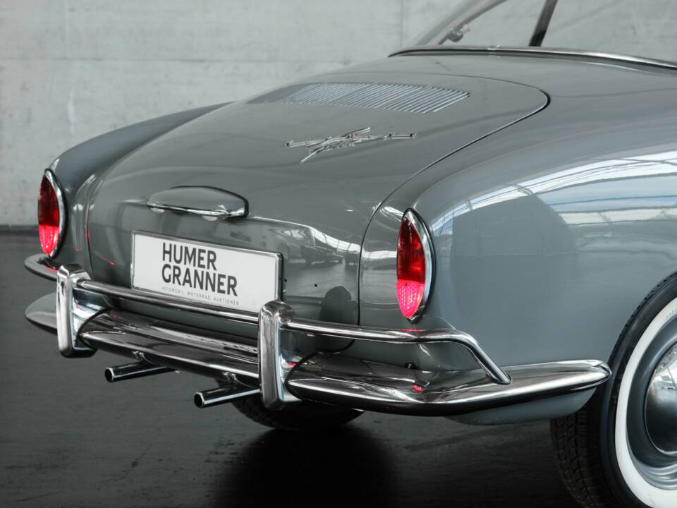 Image 15/50 of Volkswagen Karmann Ghia 1500 (1961)