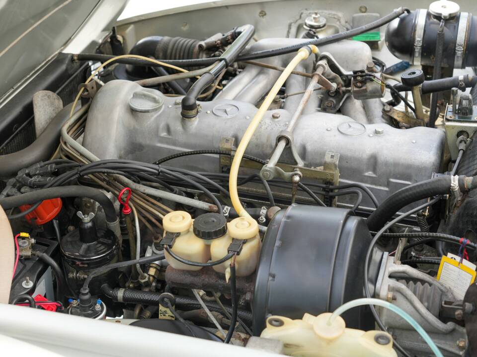 Imagen 17/41 de Mercedes-Benz 280 SL (1971)