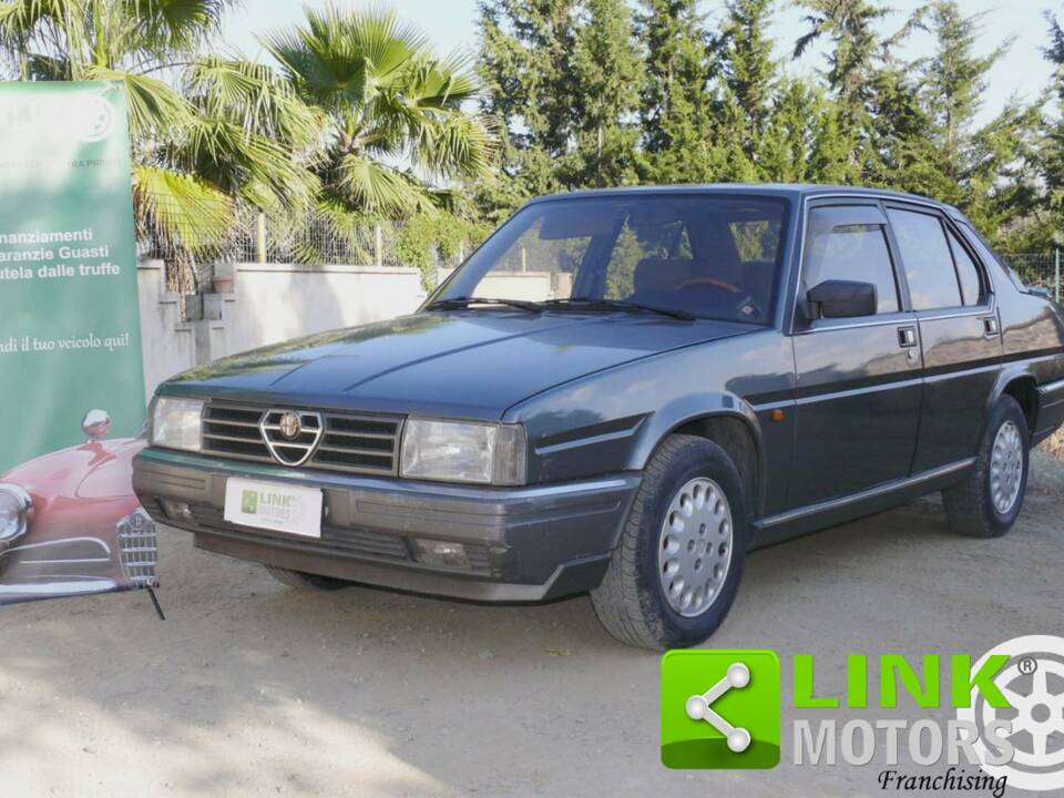 Immagine 2/10 di Alfa Romeo 90 2.0 (1985)