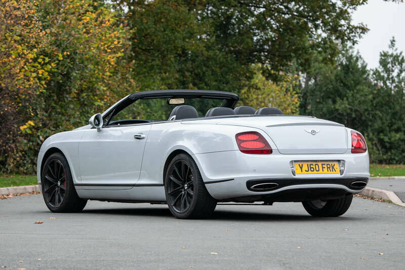 Image 4/29 of Bentley Continental GTC (2010)