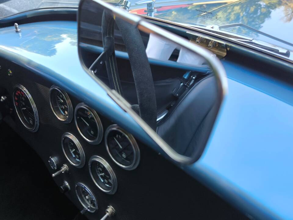 Bild 13/26 von AC Cobra 289 (1963)