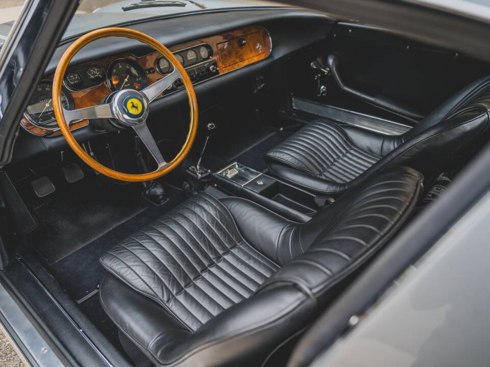 Image 57/79 of Ferrari 275 GTB/4 (1968)