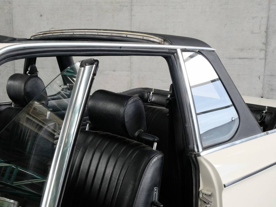 Afbeelding 26/39 van BMW 2002 Baur (1973)