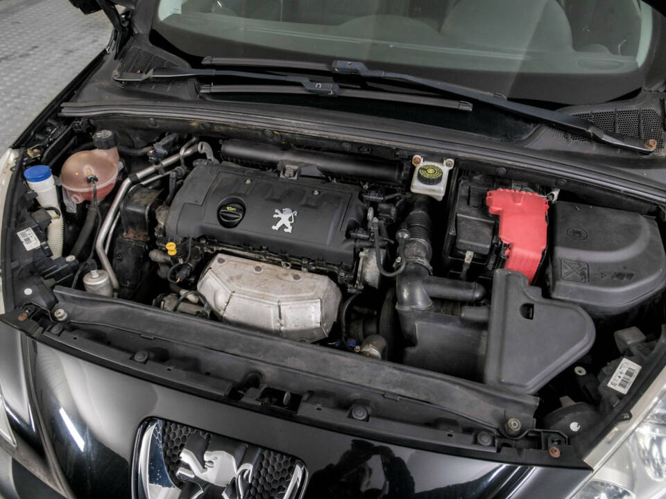 Bild 37/48 von Peugeot 308 1.6 VTi 120 Break (2008)