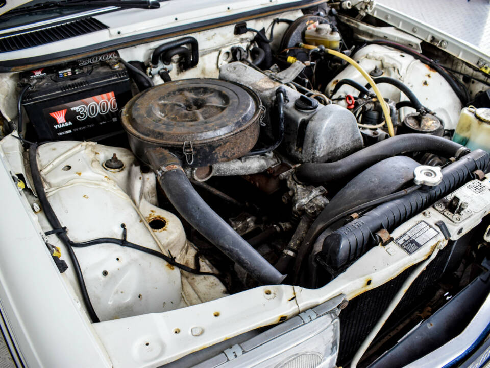 Immagine 40/46 di Mercedes-Benz 240 D (1982)