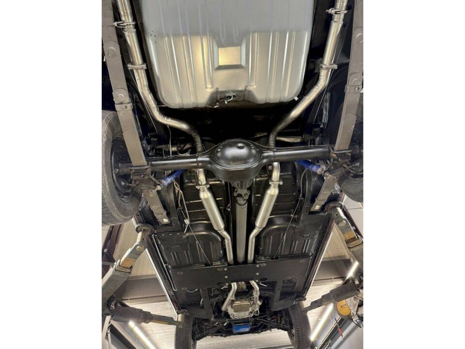 Image 42/50 of Ford Mustang 200 (1968)