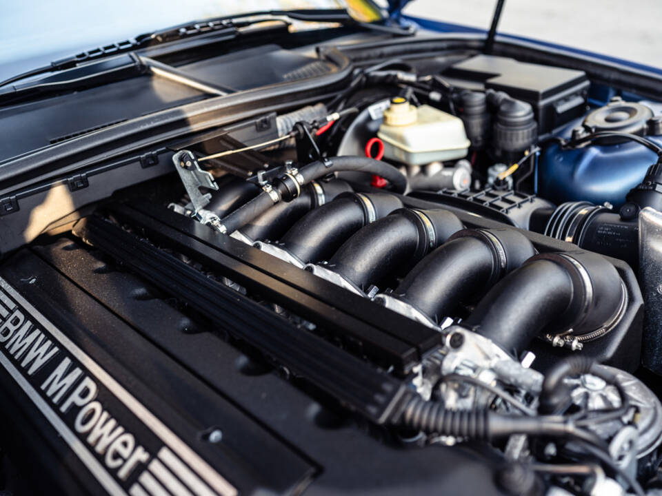 Image 39/42 of BMW M3 Sport Evo (1997)